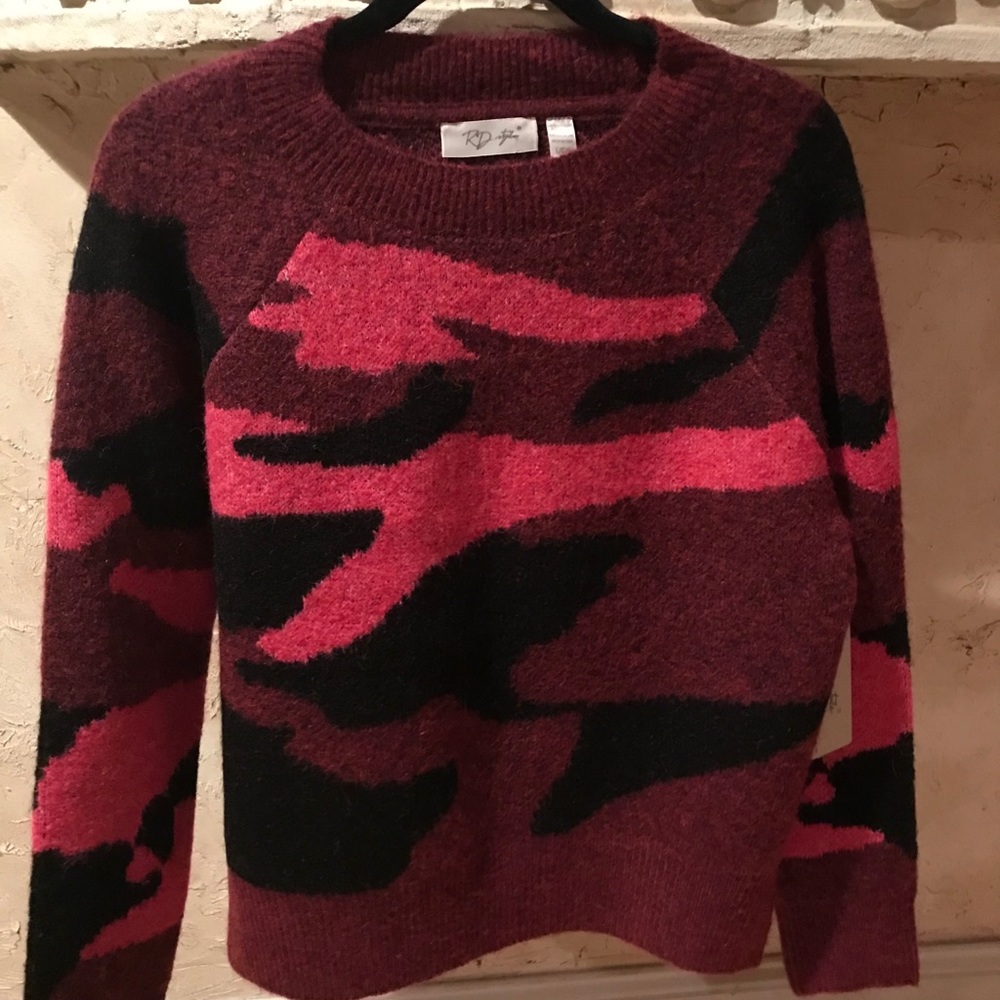 RD style pink camo sweater